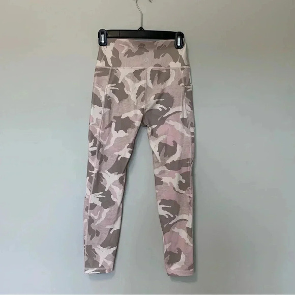 Gap gap fit sculpt revolution  pink camp leggings - Picture 3 of 3